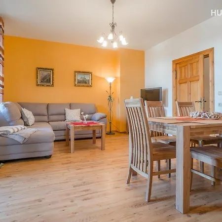 Ferienwohnung An Der Lindenallee Apartment *